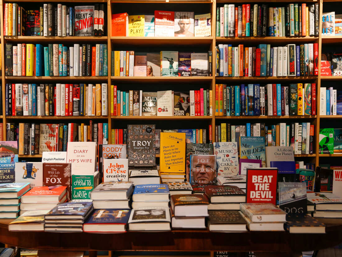 What is the Future of Physical Bookshops and Bookstores in the face of Technology?
